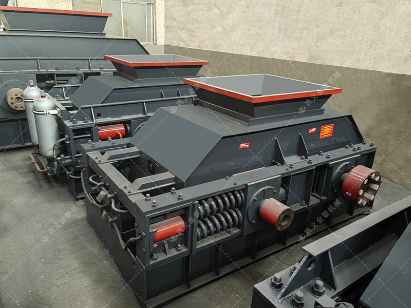 2PG1000x700中型對輥破碎機發貨 破碎礦石